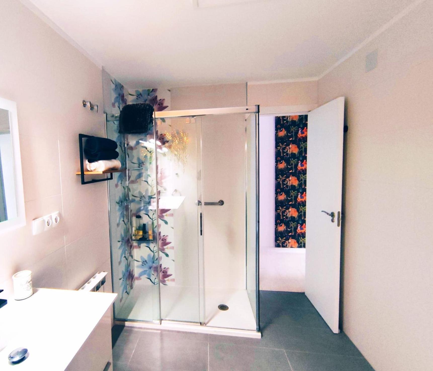 Rosalia 5 Estrellas - Garaje Free - 90M2 Granada Kültér fotó